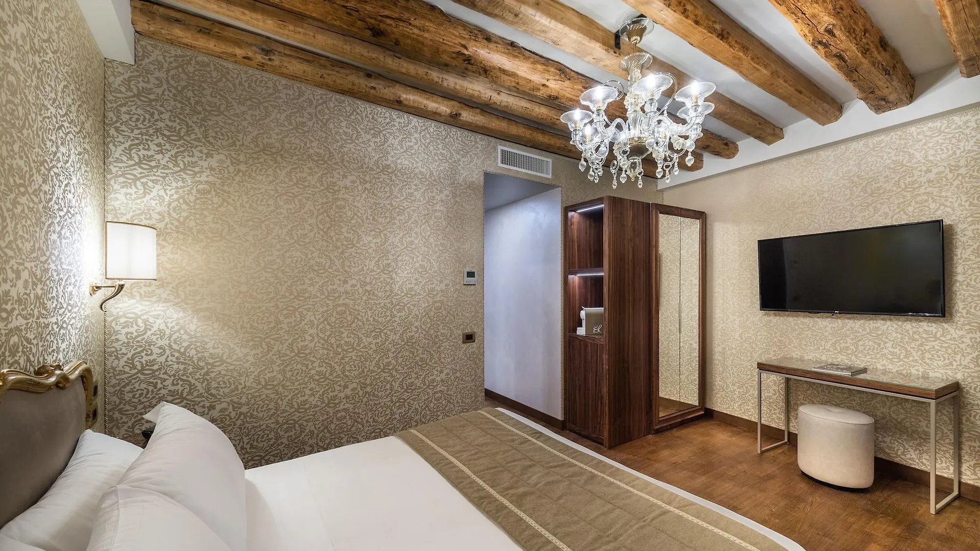 **** Hotel Palazzo San Lorenzo Venice Italy
