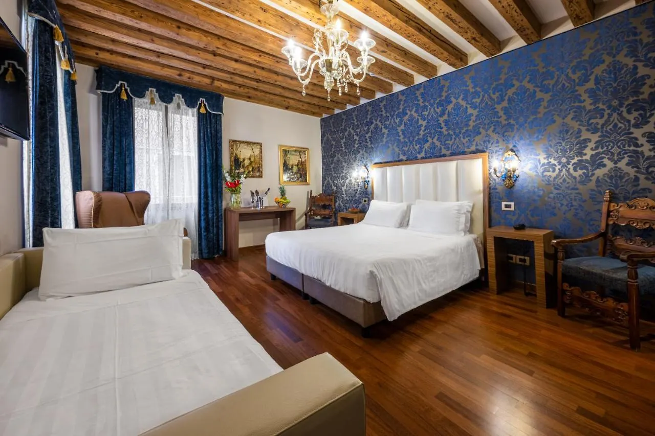 Palazzo San Lorenzo Venice Hotel
