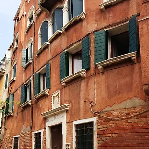 Guest house Sweet New, Venice