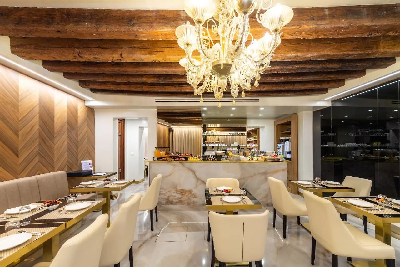Hotel Palazzo San Lorenzo Venice